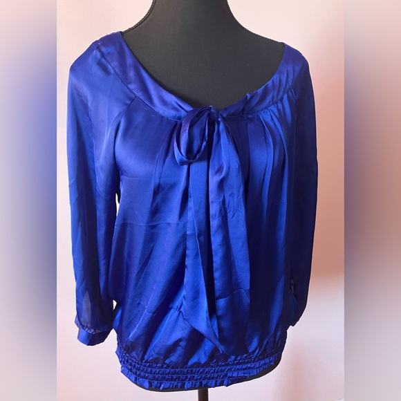 Suzy Shier silky blue long sleeve shirt with neck ties Size S - Picture 1 of 5